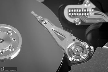 Innenleben einer Festplatte by Frank Eckgold Innenleben einer Festplatte by Frank Eckgold