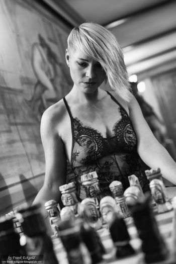 „game of queens” | TotalBlue by Frank Eckgold „game of queens” | TotalBlue by Frank Eckgold