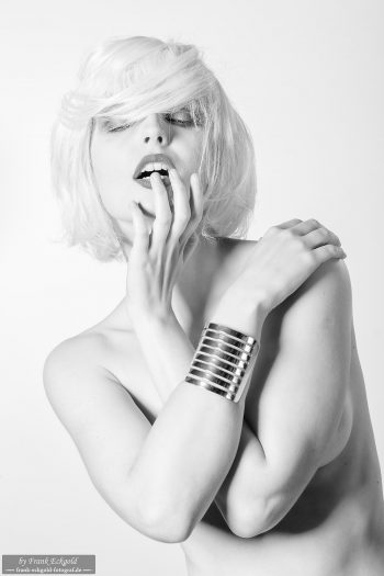 „Veiled Sensation“ | Karolina by Frank Eckgold „Veiled Sensation“ | Karolina by Frank Eckgold