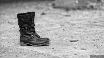 „Boots” by Frank Eckgold „Boots” by Frank Eckgold