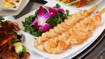 „Garnelenspieße” by Frank Eckgold „Garnelenspieße” by Frank Eckgold