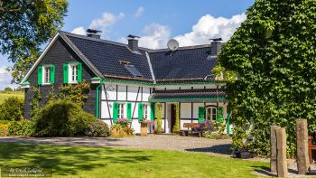 „Die Location Gut Langenbach” by Frank Eckgold „Die Location Gut Langenbach” by Frank Eckgold