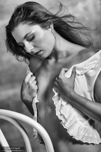 „so lonely“ | Angelina by Frank Eckgold „so lonely“ | Angelina by Frank Eckgold