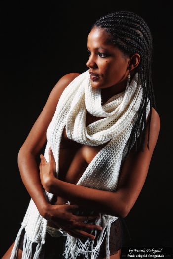 „wrap in scarf“ | Tatiana by Frank Eckgold „wrap in scarf“ | Tatiana by Frank Eckgold