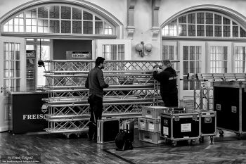 Aufbau der Party-Location für „Ante Perry & Friends“ by Frank Eckgold Aufbau der Party-Location für „Ante Perry & Friends“ by Frank Eckgold