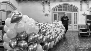 Aufbau der Party-Location für „Ante Perry & Friends“ by Frank Eckgold Aufbau der Party-Location für „Ante Perry & Friends“ by Frank Eckgold