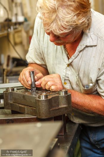 Aufnahmen aus einem Fimenportrait by Frank Eckgold Aufnahmen aus einem Fimenportrait by Frank Eckgold