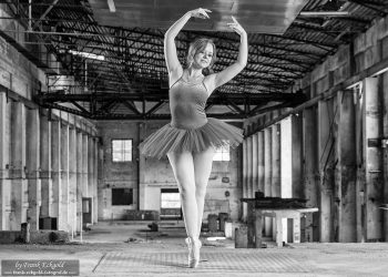 „elegance in rustic surroundings“ | Yvette R. by Frank Eckgold „elegance in rustic surroundings“ | Yvette R. by Frank Eckgold