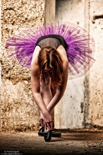 „the bow“ | Yvette R. by Frank Eckgold „the bow“ | Yvette R. by Frank Eckgold