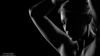 „gently touched by the light“ | Kristin Roca by Frank Eckgold „gently touched by the light“ | Kristin Roca by Frank Eckgold