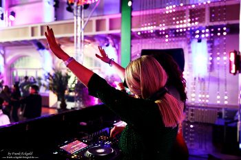 Beck to Pony by Frank Eckgold Beck to Pony by Frank Eckgold