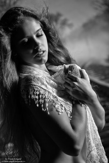 „A Track to Nowhere – III“ | Guenuche by Frank Eckgold „A Track to Nowhere – III“ | Guenuche by Frank Eckgold