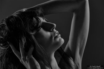 „Wenn das Licht dich berührt“ | Lucy Modéle by Frank Eckgold „Wenn das Licht dich berührt“ | Lucy Modéle by Frank Eckgold