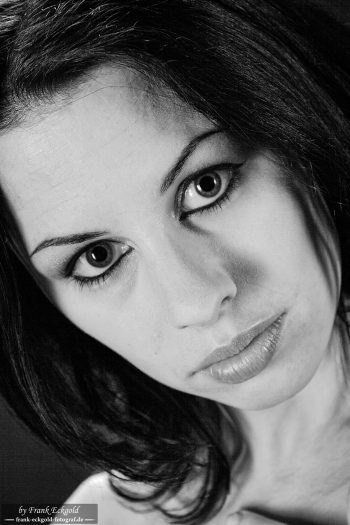 „Unverstellt“ | Nina S. by Frank Eckgold „Unverstellt“ | Nina S. by Frank Eckgold