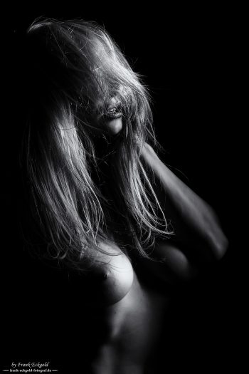 „touched by light“ | Vendula by Frank Eckgold „touched by light“ | Vendula by Frank Eckgold