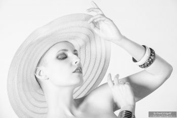 „Poise“ | Karolina by Frank Eckgold „Poise“ | Karolina by Frank Eckgold