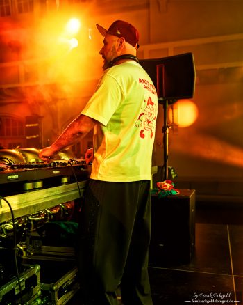 Ante Perry by Frank Eckgold Ante Perry by Frank Eckgold