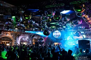 Ante Perry & Friends - Glitter & Groove by Frank Eckgold Ante Perry & Friends - Glitter & Groove by Frank Eckgold