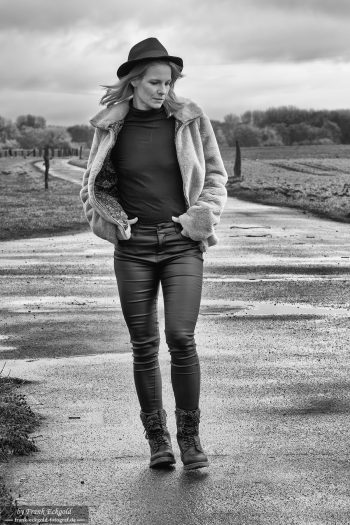 "Against the Wind" | Marina W. by Frank Eckgold "Against the Wind" | Marina W. by Frank Eckgold