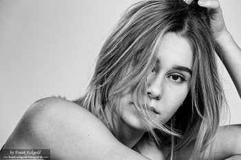 "unspoken" | Raffaela W. by Frank Eckgold "unspoken" | Raffaela W. by Frank Eckgold