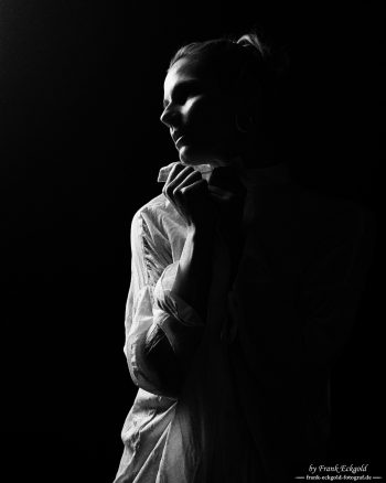 „Whispers in Shadow“ | Marina W. by Frank Eckgold „Whispers in Shadow“ | Marina W. by Frank Eckgold