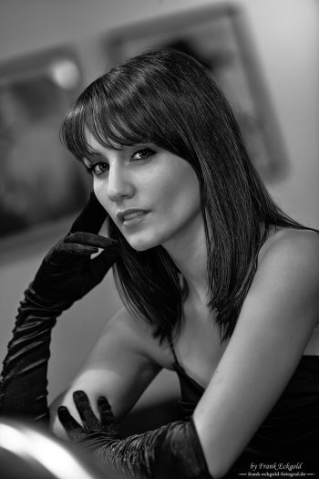 „A Quiet Gaze“ | Sarah G. by Frank Eckgold „A Quiet Gaze“ | Sarah G. by Frank Eckgold