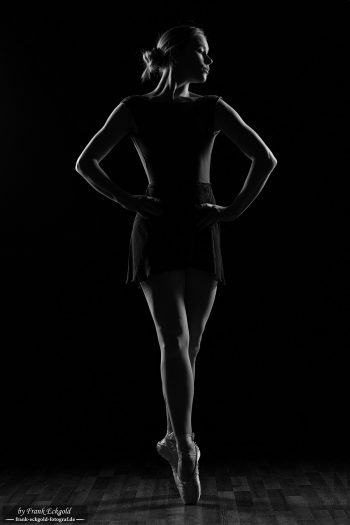 „Strength in Silence“ | Raffaela W. by Frank Eckgold „Strength in Silence“ | Raffaela W. by Frank Eckgold