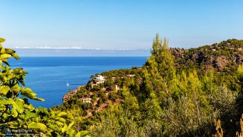 "Between Mountains and Sea" by Frank Eckgold "Between Mountains and Sea" by Frank Eckgold